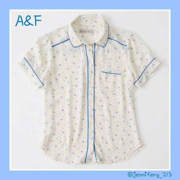 Abercrombie & Fitch Tops - Abercrombie & Fitch Short Sleeve Floral Button-up